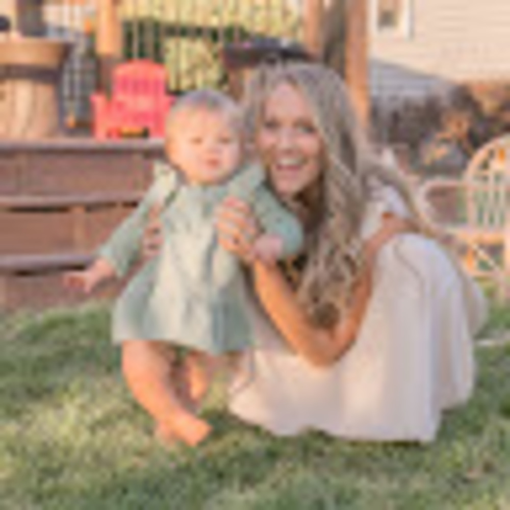 Meet your Posher, Kelly